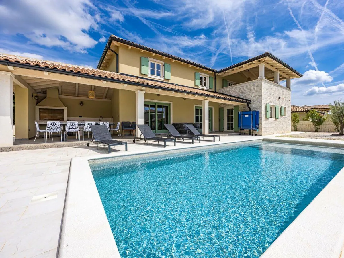 Villa Villa Lunistra