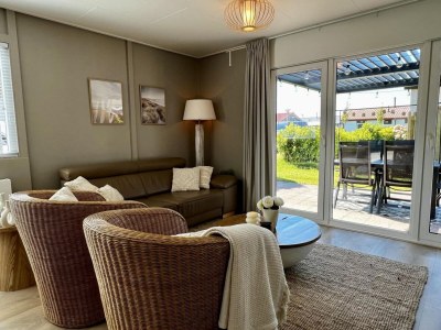Holiday house Bungalow in park with fenced garden - Features photo 11