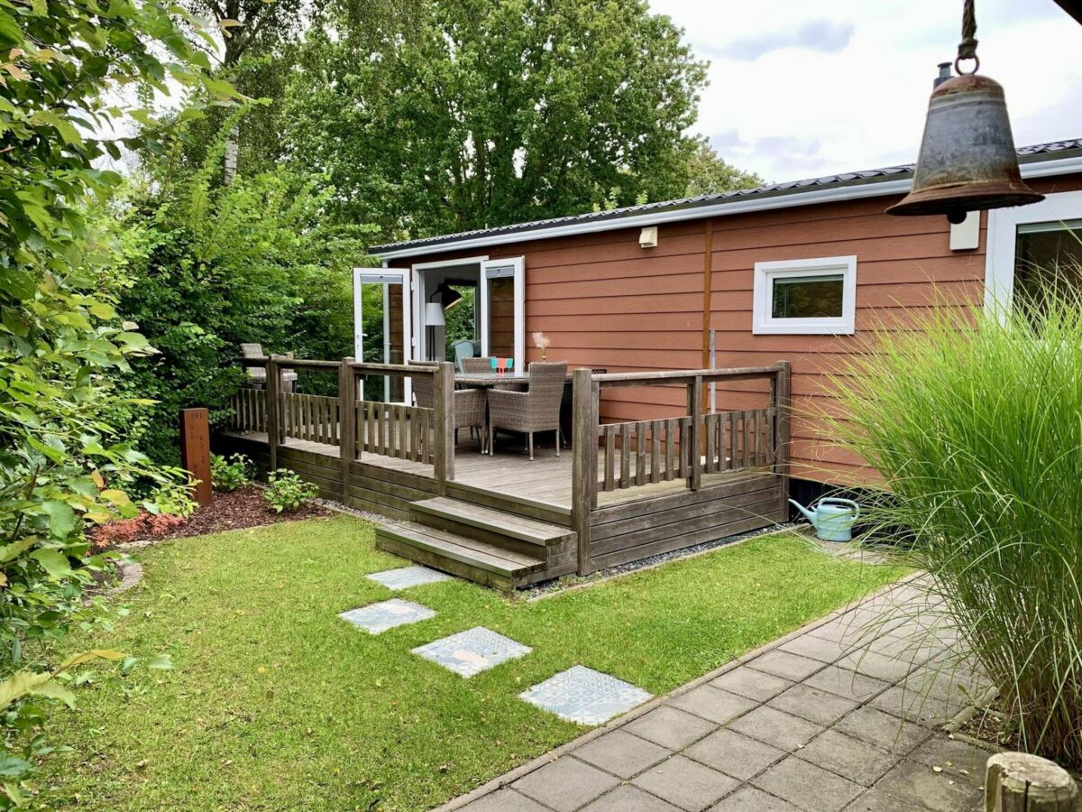 Holiday house Furnished chalet in Sint Maartenszee