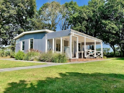 Holiday house Küsten-Hideaway-Bungalow mit Garten in Sint Maartenszee - Holiday house