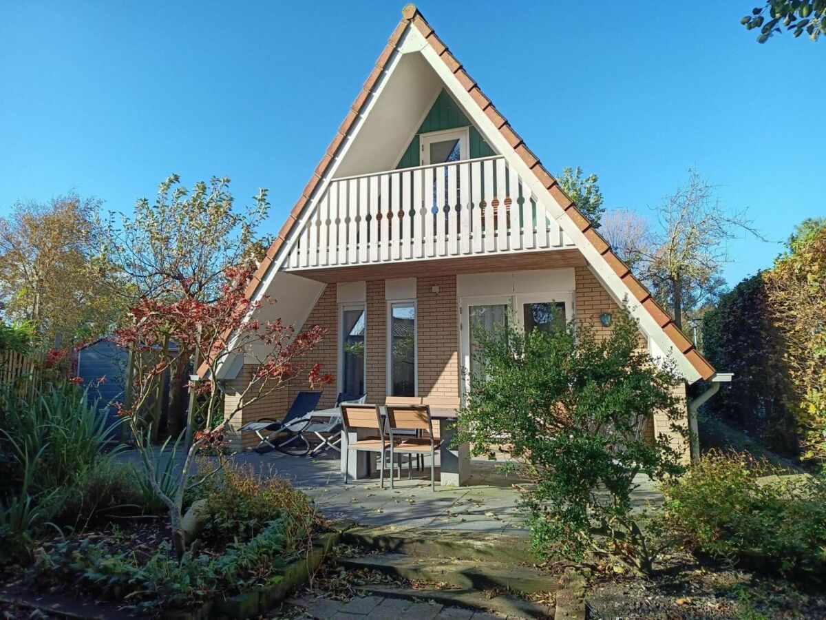 Holiday house Gemütliches Ferienhaus in Sint Maartenszee - Outdoor photo 4