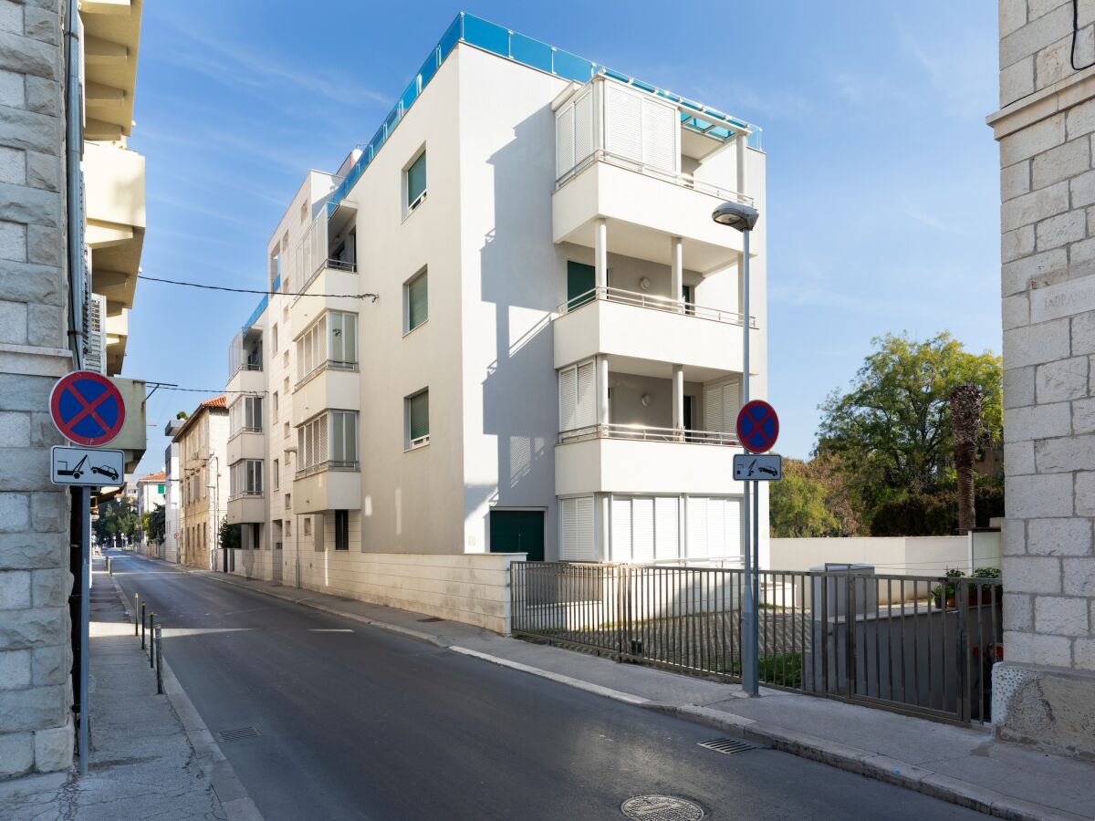 Apartment Beachside Comfort in Split with terrace