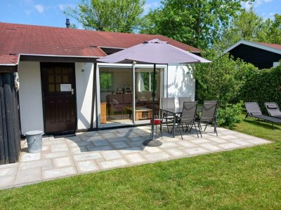 Holiday house Komfortabler Ferienbungalow für 4 Personen in Sint Maartenszee - Holiday house