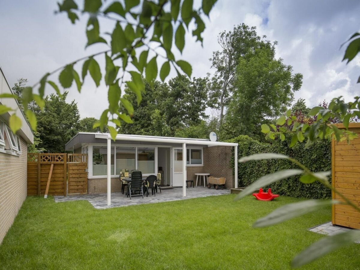 Holiday house Ein sehr komfortabler Bungalow für einen unvergesslichen Urlaub! - Outdoor photo 3