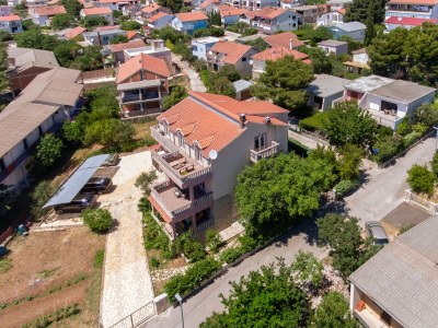 Apartment Two bedroom apartment with terrace Pirovac, Šibenik A-6280-a - Outdoor photo 3