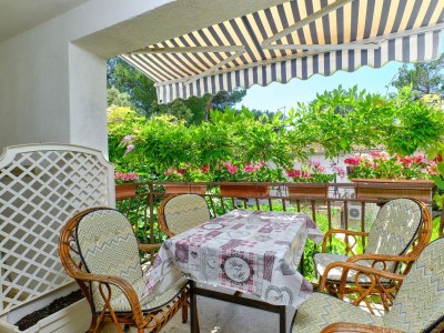 Apartment One bedroom apartment with terrace Artatore, Lošinj A-2509-c in Cunski - Apartment