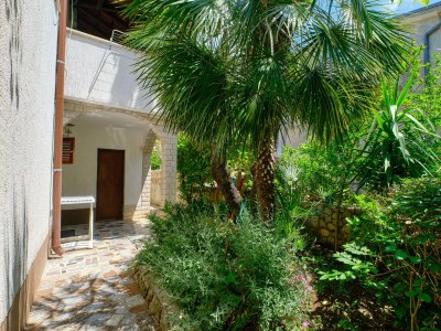 Apartment Two bedroom apartment with balcony Artatore, Lošinj A-2509-d - Outdoor photo 8