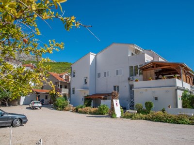 Apartment Three bedroom apartment near beach Sumpetar, Omiš A-2808-c - Outdoor photo 2