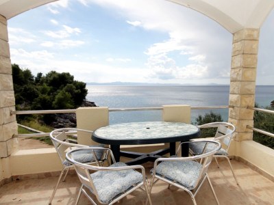 Apartment Two bedroom apartment near beach Cove Jedra, Hvar A-2583-a in Gdinj - Apartment
