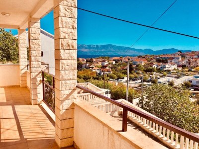 Apartment Two bedroom apartment with terrace and sea view Sutivan, Brač A-2846-b in Sutivan - Apartment