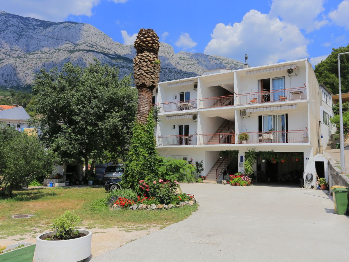 Apartment One bedroom apartment with balcony and sea view Tučepi, Makarska A-2676-c - Outdoor photo 2