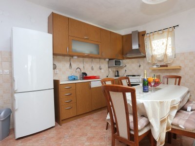 Apartment One bedroom apartment with balcony and sea view Tučepi, Makarska A-2676-c - Outdoor photo 13