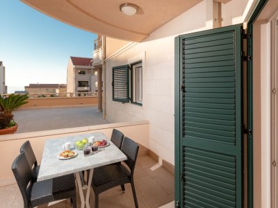 Apartment Two bedroom apartment with terrace Tučepi, Makarska A-3193-n in Tučepi - Apartment