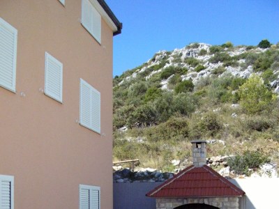 Apartment Two bedroom apartment with balcony and sea view Seget Vranjica, Trogir A-8507-d - Outdoor photo 4