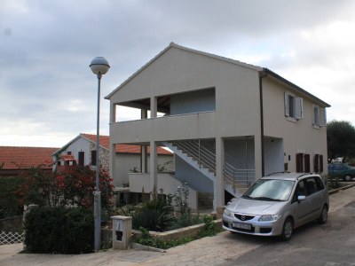 Apartment Two bedroom apartment with terrace and sea view Milna, Vis A-8896-a - Outdoor photo 3