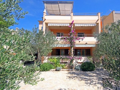 Apartment One bedroom apartment with terrace Žaborić, Šibenik A-468-d in Sibenik - Apartment