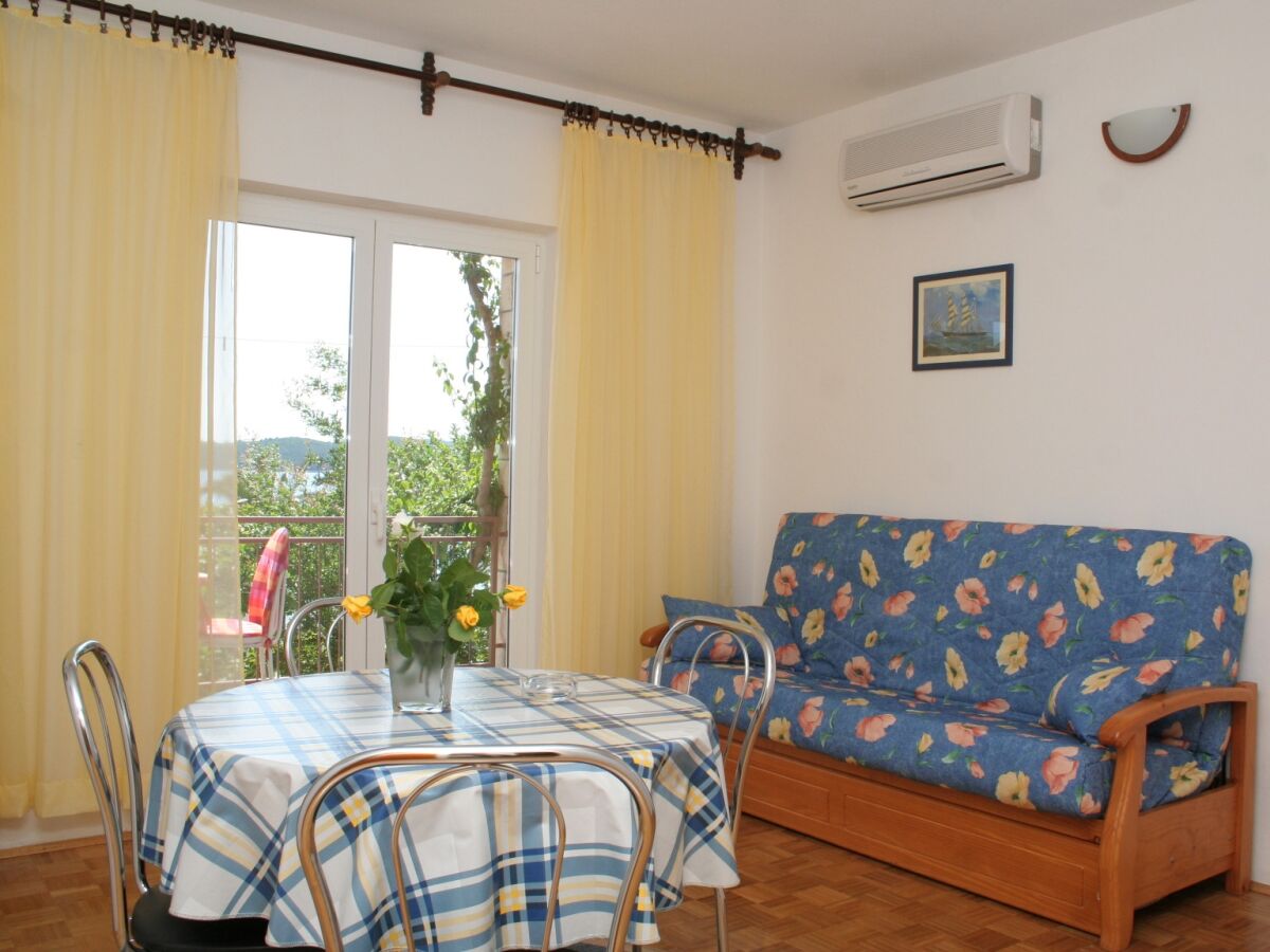 Apartment One bedroom apartment with terrace and sea view Orebić, Pelješac A-10436-b