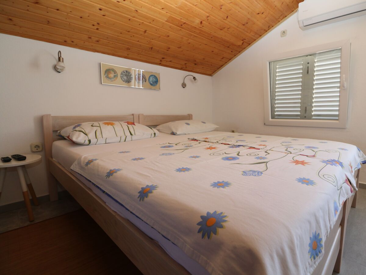 Apartment Studio flat with terrace Nin, Zadar AS-11402-b
