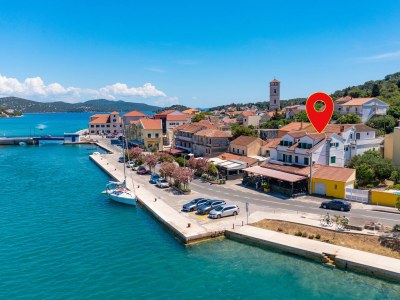 Apartment One bedroom apartment with balcony and sea view Tisno, Murter A-815-d - Outdoor photo 8