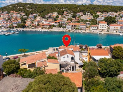 Apartment One bedroom apartment with balcony and sea view Tisno, Murter A-815-d - Outdoor photo 9