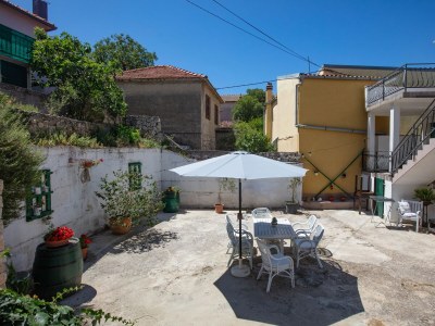 Apartment One bedroom apartment with balcony and sea view Tisno, Murter A-815-d - Outdoor photo 15