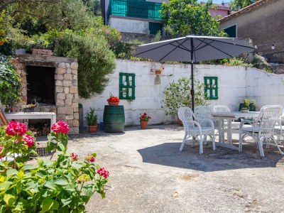Apartment One bedroom apartment with balcony and sea view Tisno, Murter A-815-d - Outdoor photo 16