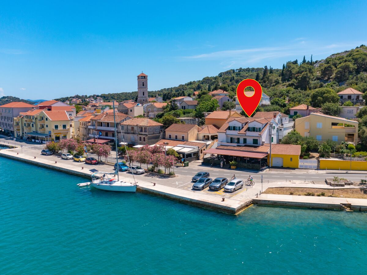 Apartment One bedroom apartment with balcony and sea view Tisno, Murter A-815-e - Outdoor photo 2