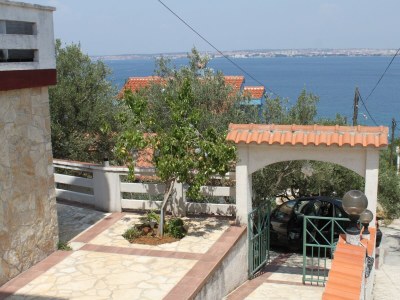 Apartment Two bedroom apartment with terrace and sea view Kali, Ugljan A-834-a - Outdoor photo 11