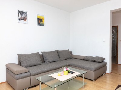 Apartment Two bedroom apartment with balcony Pirovac, Šibenik A-13263-b - Outdoor photo 18