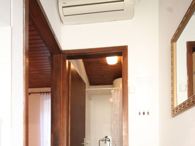 Apartment One bedroom apartment near beach Rukavac, Vis A-1154-a - Outdoor photo 14