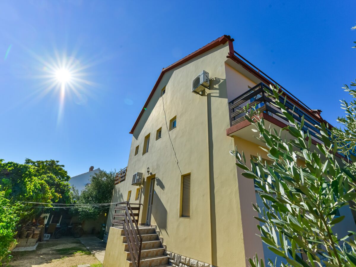 Apartment One bedroom apartment with balcony and sea view Bibinje, Zadar A-5786-b - Outdoor photo 3