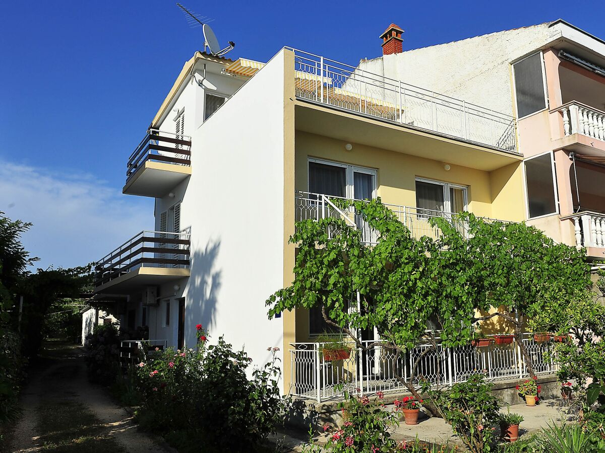 Apartment Two bedroom apartment with terrace Sukošan, Zadar A-5802-b - Outdoor photo 3