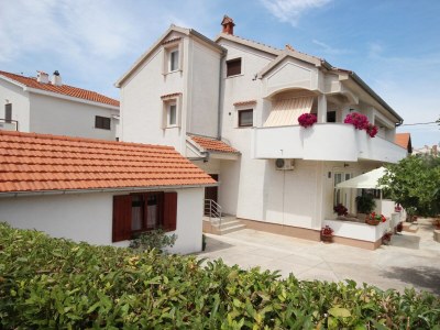 Apartment One bedroom apartment with terrace Zadar - Diklo, Zadar A-5875-a in Zadar - Apartment