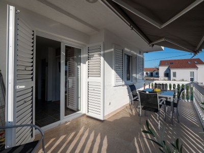 Apartment Two bedroom apartment with terrace and sea view Sukošan, Zadar A-6131-b - Outdoor photo 14