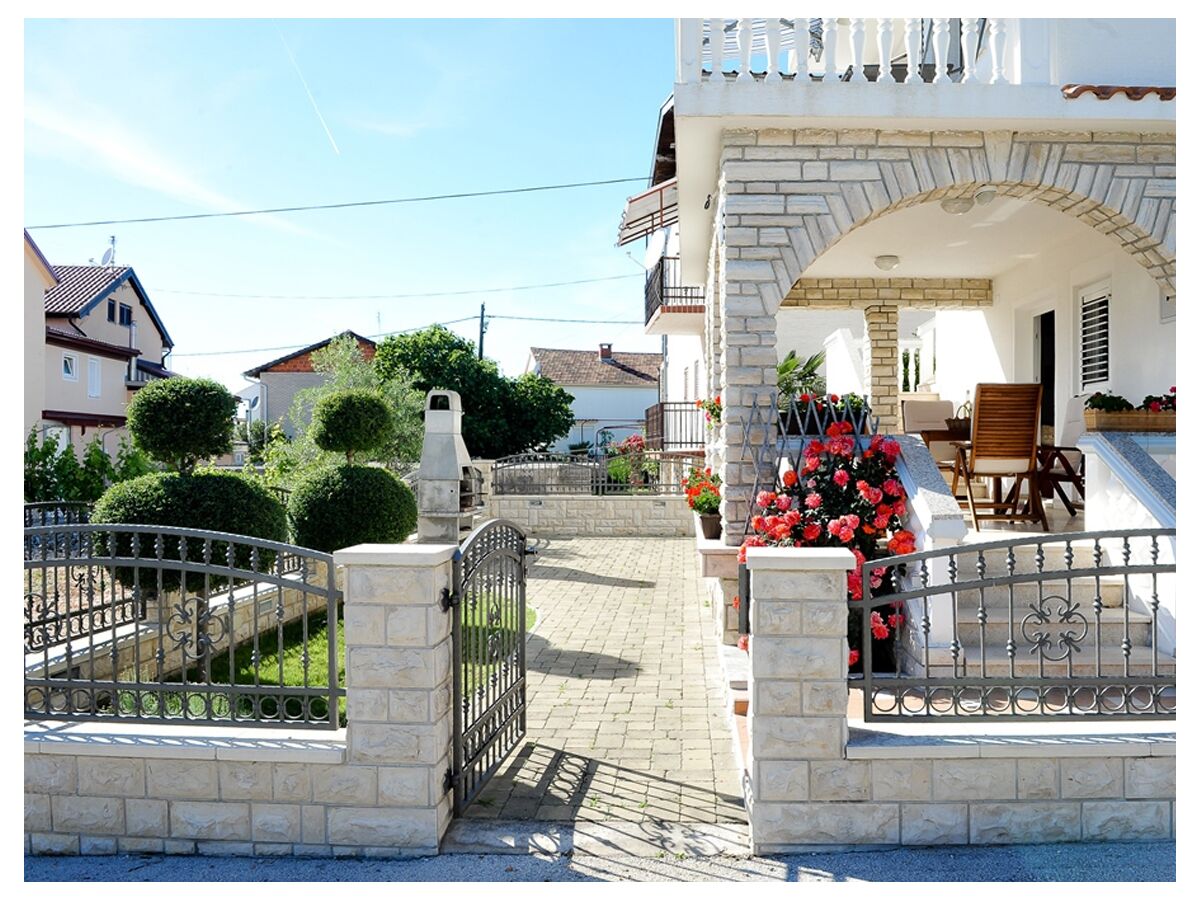 Apartment Studio flat with balcony and sea view Sukošan, Zadar AS-6131-a