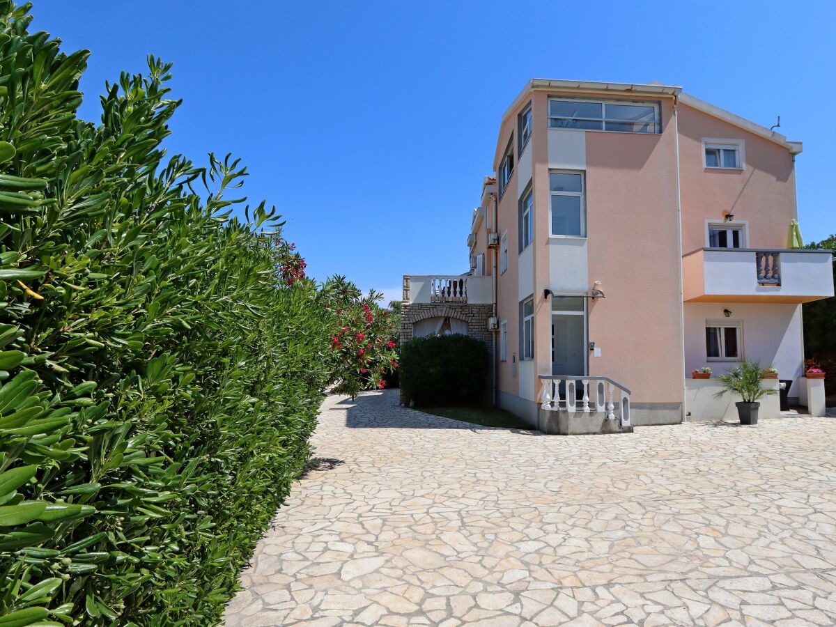 Apartment Three bedroom apartment with terrace and sea view Pag A-6412-d - Outdoor photo 3