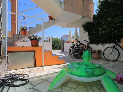 Apartment One bedroom apartment with terrace and sea view Slatine, Čiovo A-16131-b - Outdoor photo 9