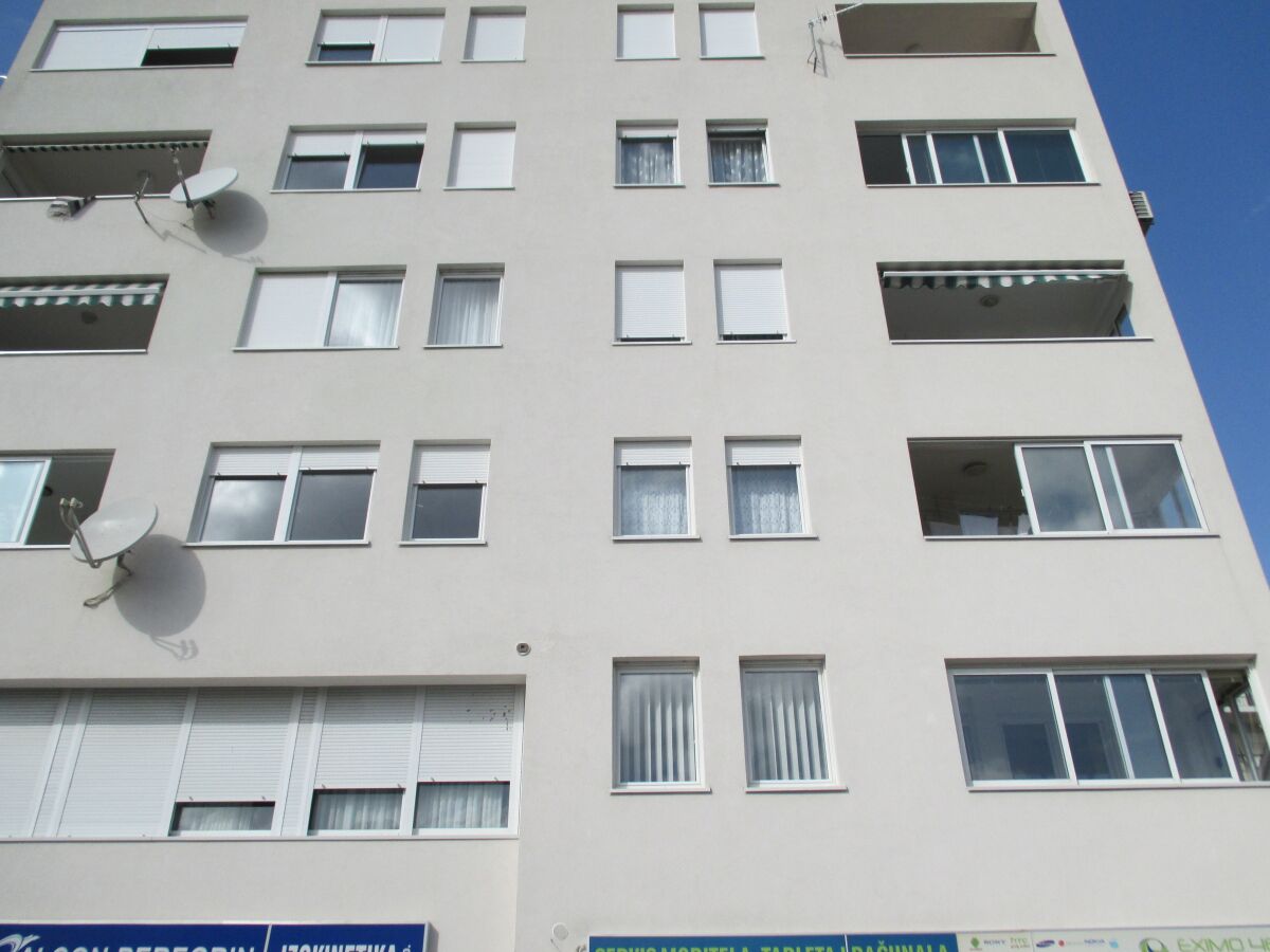 Apartment One bedroom apartment with balcony and sea view Split A-12575-a - Outdoor photo 2
