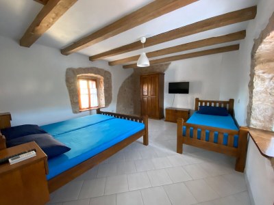 Holiday house with a swimming pool Vrbanj, Hvar - 11040 - Outdoor photo 18