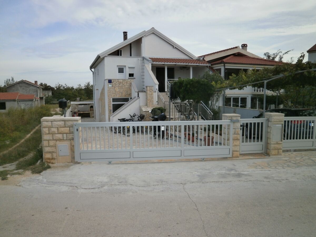 Apartment Studio flat with terrace Nin, Zadar AS-12864-a