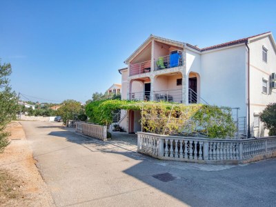 Apartment Two bedroom apartment with terrace Jezera, Murter A-5133-a - Outdoor photo 6