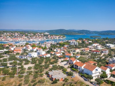 Apartment Two bedroom apartment with terrace Jezera, Murter A-5133-b - Outdoor photo 8