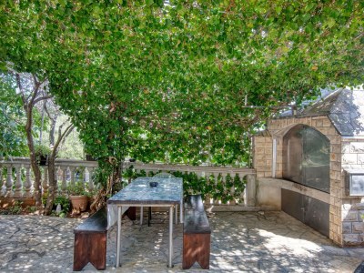 Apartment Two bedroom apartment with terrace Jezera, Murter A-5133-b - Outdoor photo 10