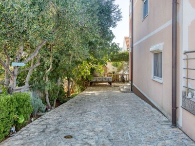 Apartment Two bedroom apartment with terrace Jezera, Murter A-5133-b - Outdoor photo 14