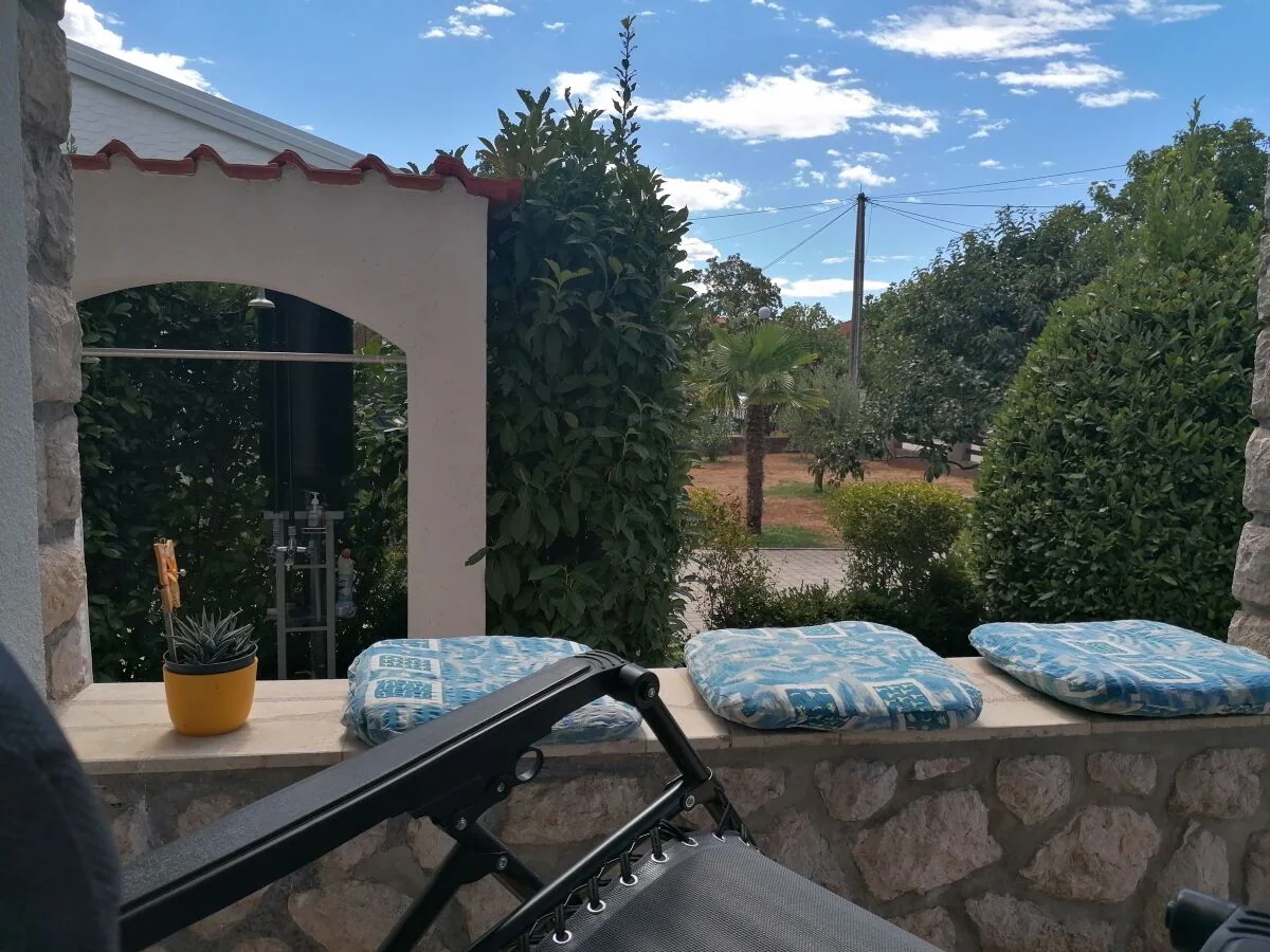 Apartment Two bedroom apartment with terrace Njivice, Krk A-5320-a