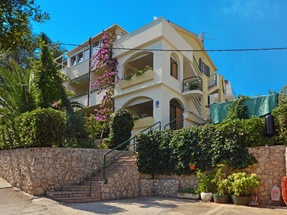 Apartment Two bedroom apartment with terrace and sea view Slatine, Čiovo A-5158-a