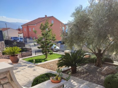 Apartment One bedroom apartment with terrace and sea view Novi Vinodolski A-5488-b - Outdoor photo 7