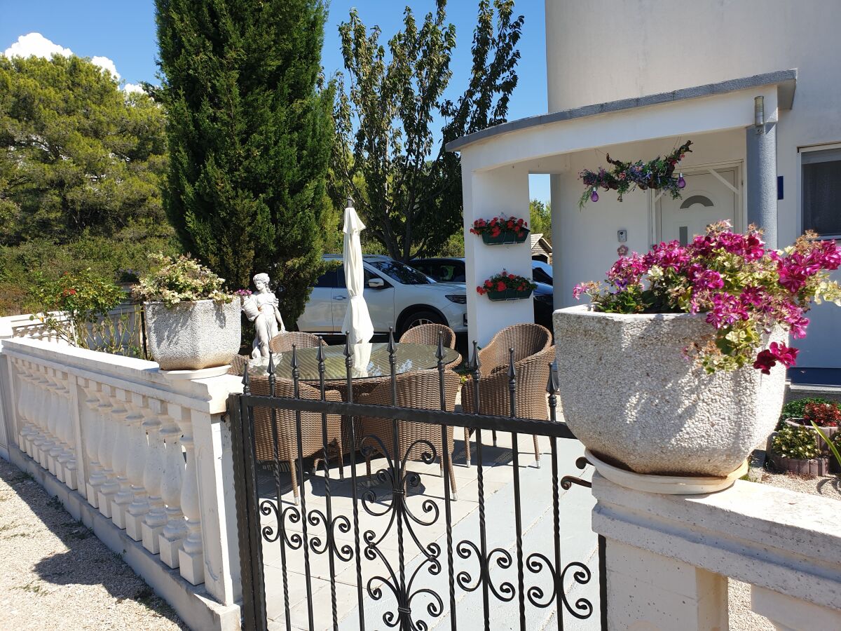 Apartment Studio flat with balcony and sea view Biograd na Moru, Biograd AS-5282-a - Outdoor photo 5