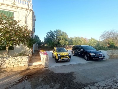 Apartment Two bedroom apartment with terrace Sumartin, Brač A-11926-a - Outdoor photo 7