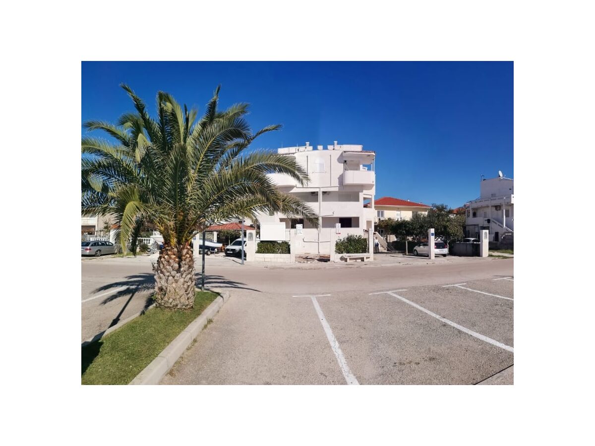 Apartment Two bedroom apartment with terrace and sea view Rogoznica A-11929-a - Outdoor photo 5